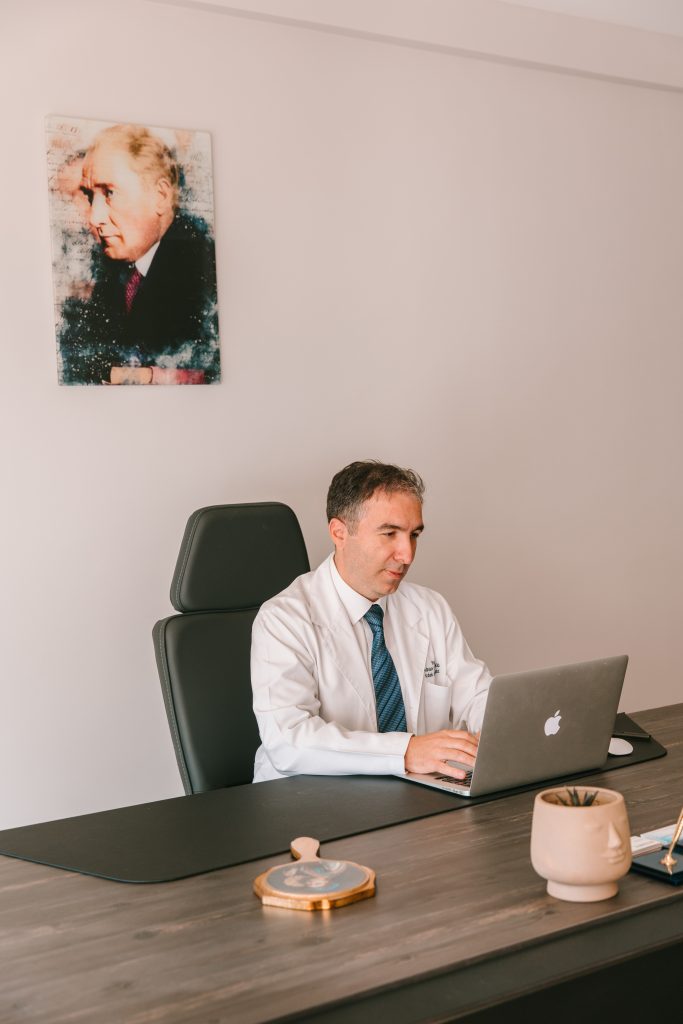 Prof. Dr. Adnan Fuat Büyüklü